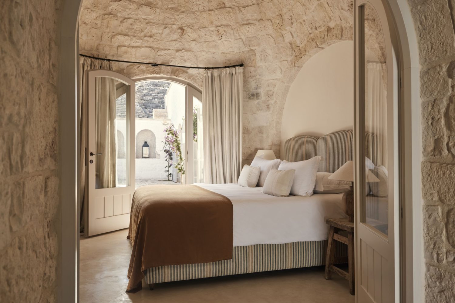The bedrooms · Photograph 6