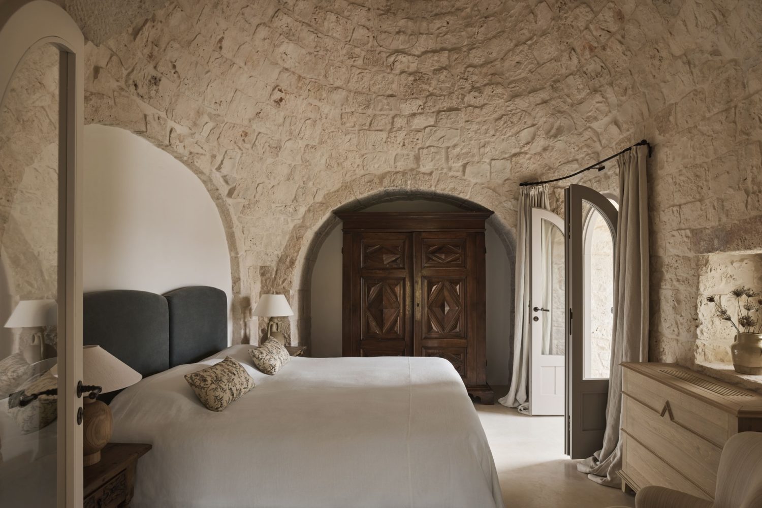 The bedrooms · Photograph 5