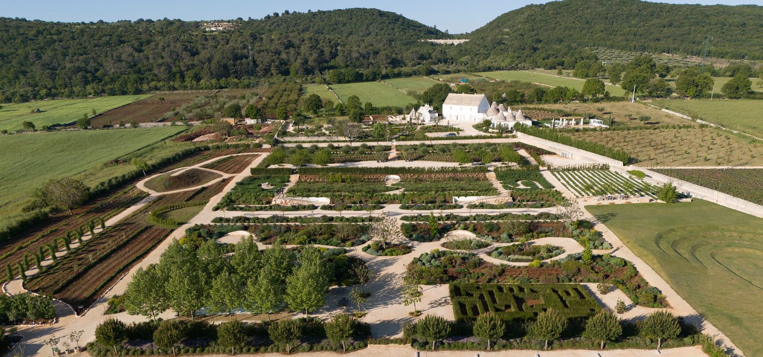 Masseria Pistola within the Canale di Pirro valley · View 2